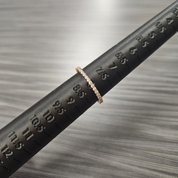 NEW 💎 Swarovski Matrix Vittore Ring. Round cut/Gold-tone finish - Size 8 - Picture 7 of 13